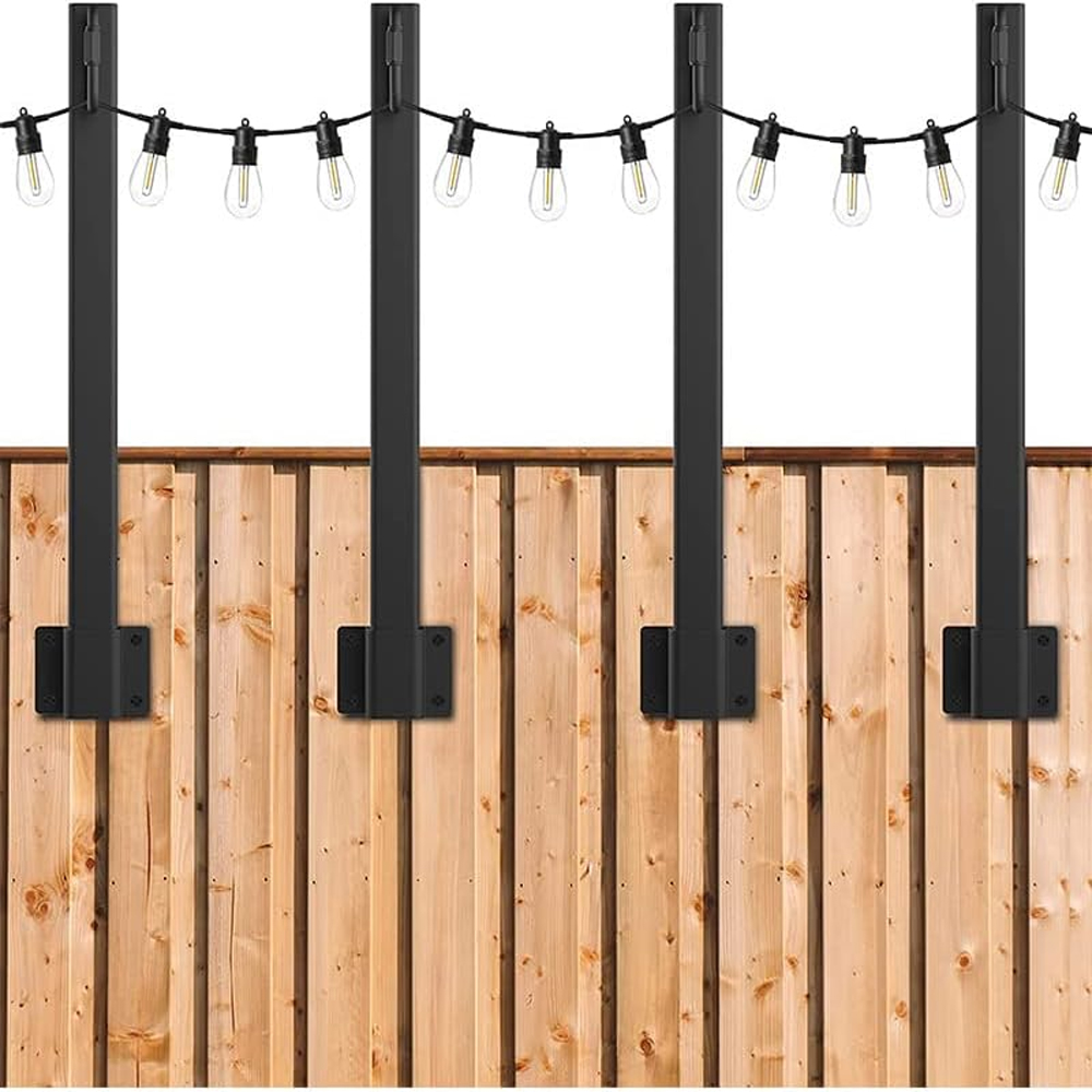 Outdoor Lighting For Fence - 4個入りメタル製ストリングライトポール、クリップホルダーフック付き、黒色の吊り下げ式ポストマウントスタンド、屋外ガーデンパティオフェンスヤード装飾用
