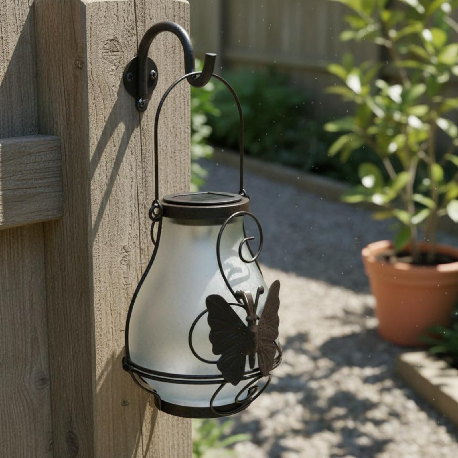 ソーラーバタフライランタン 防水バタフライソーラーランタン  - Outdoor Lighting Decoration のレビューと価格